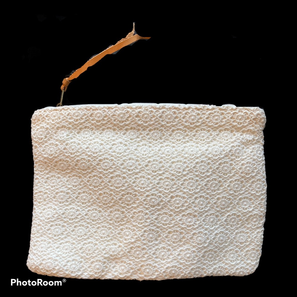 Live Love Loft Lace Bag FREE with bundle